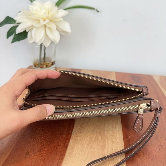 NWT Coach Double Zip Wallet In Signature Canvas With Star And Snowflake Print - Picture 6 of 11